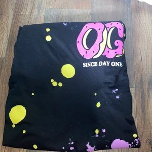 Long sleeves,never worn